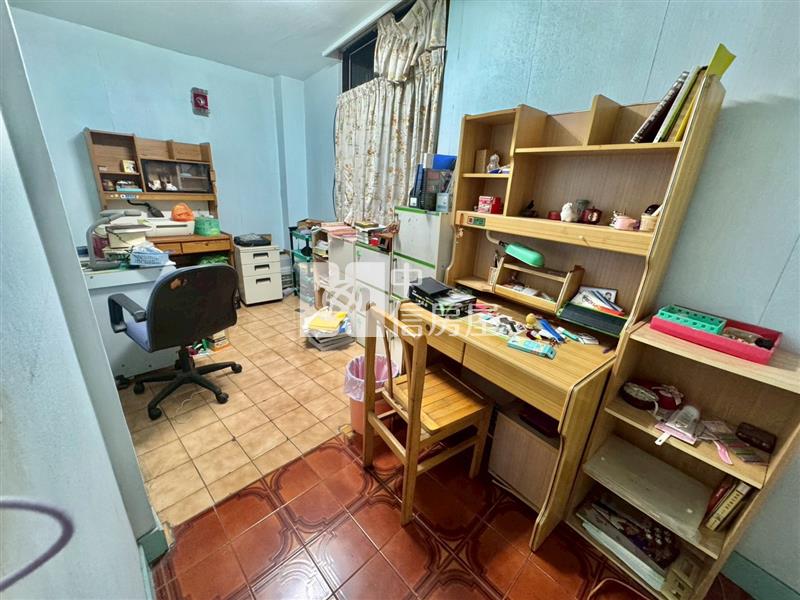 近火車站超值美透天房屋室內格局與周邊環境