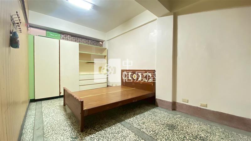 近火車站超值美透天房屋室內格局與周邊環境