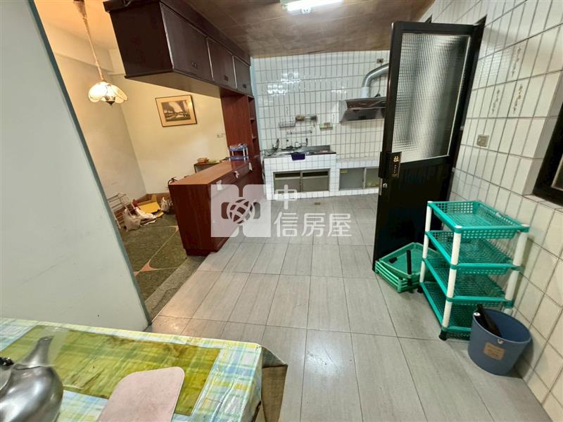 近火車站超值美透天房屋室內格局與周邊環境