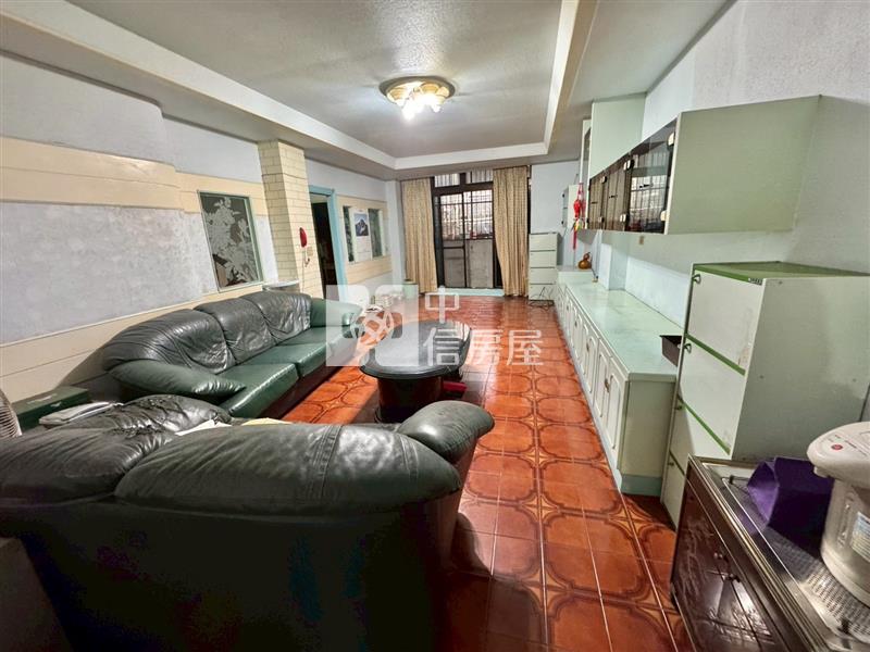 近火車站超值美透天房屋室內格局與周邊環境