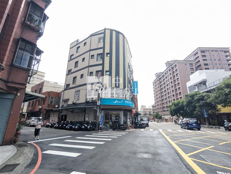 內壢後站滿租透天店面+23間套房房屋室內格局與周邊環境