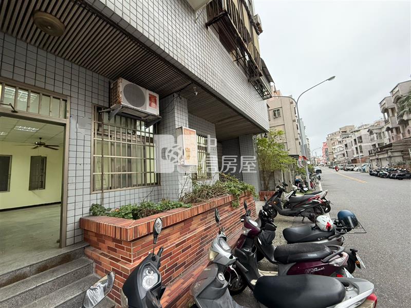 美崙海頓一樓優質店面房屋室內格局與周邊環境