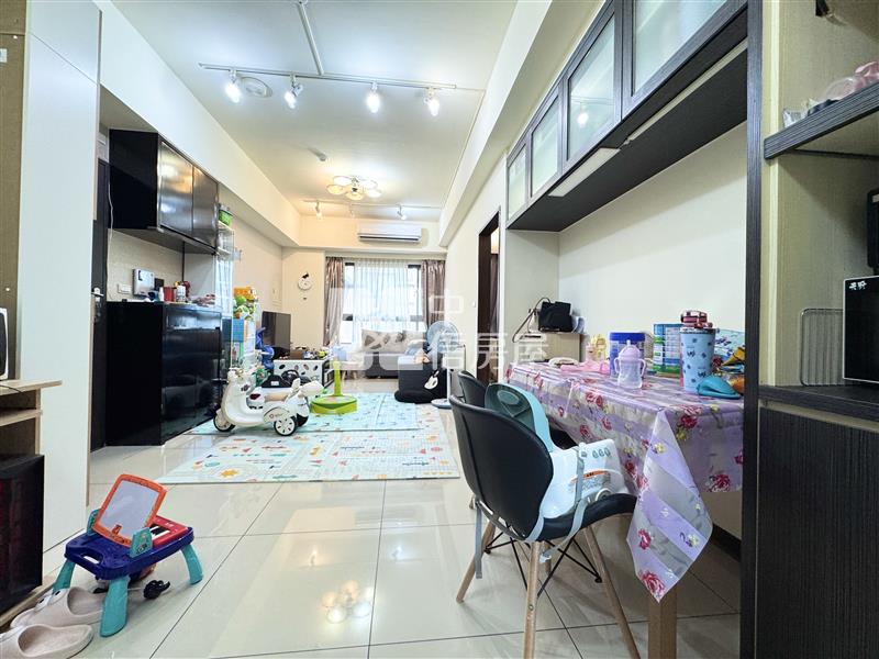 大清城品2房車房屋室內格局與周邊環境