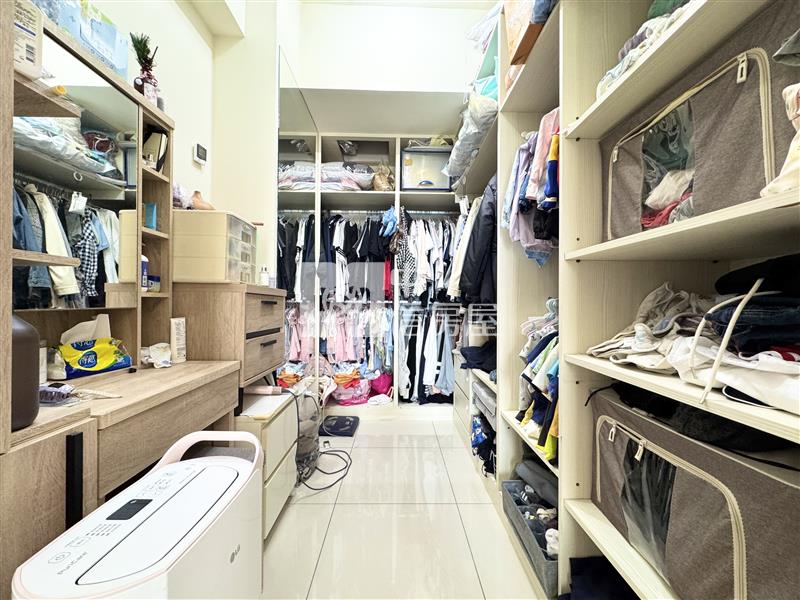 大清城品2房車房屋室內格局與周邊環境