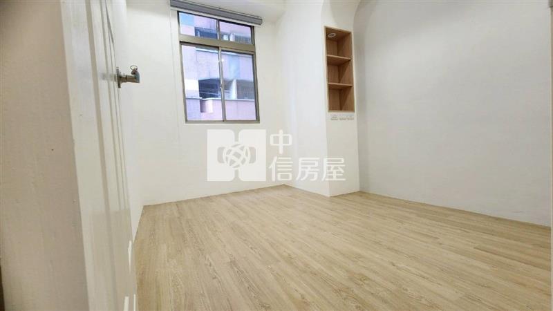 武陵高中全新裝潢3房+車位房屋室內格局與周邊環境