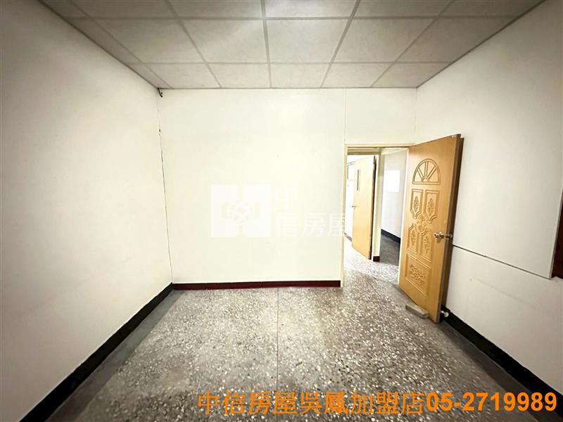 柳子林車庫美別墅房屋室內格局與周邊環境