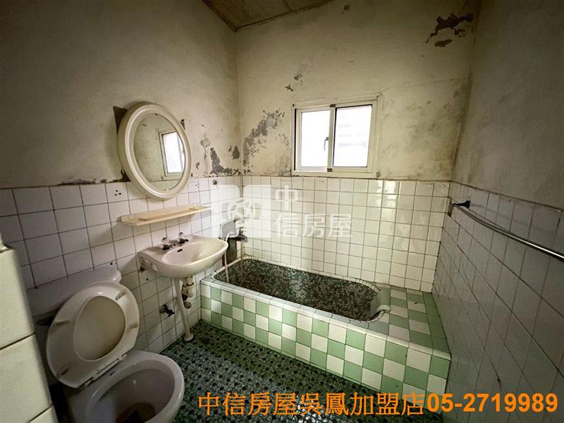 柳子林車庫美別墅房屋室內格局與周邊環境