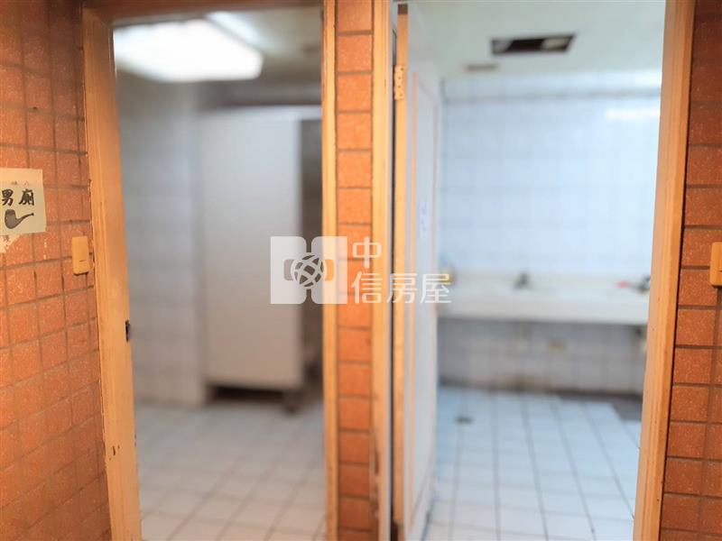 ◆橘郡邊間稀有店面房屋室內格局與周邊環境