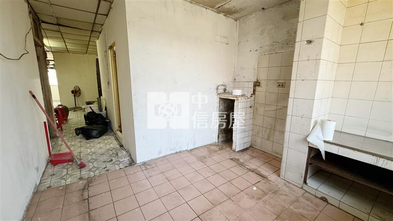 【安家】近林森國小兩房公寓房屋室內格局與周邊環境