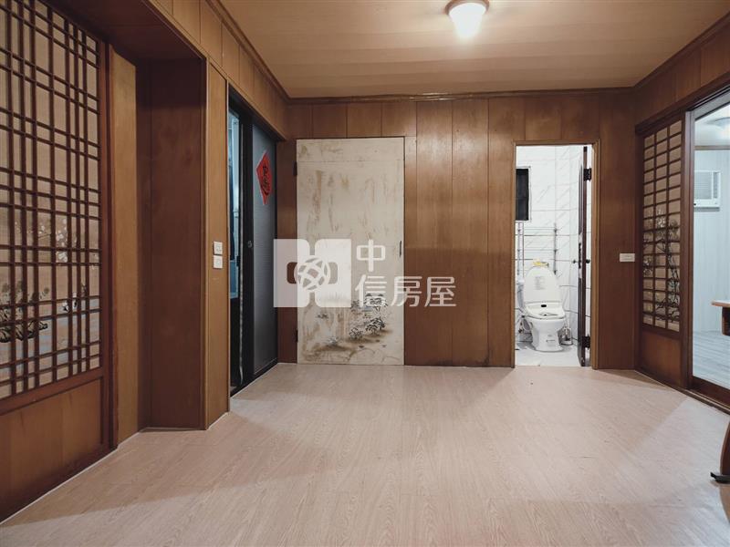【奔馳】東區學區美公寓房屋室內格局與周邊環境