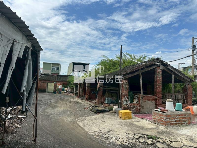 城東商圈旁靜巷持分建地房屋室內格局與周邊環境