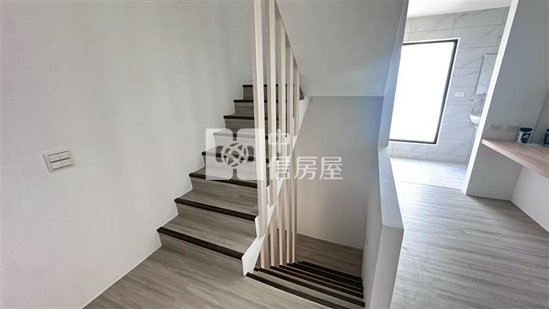 平鎮山子頂美透天房屋室內格局與周邊環境