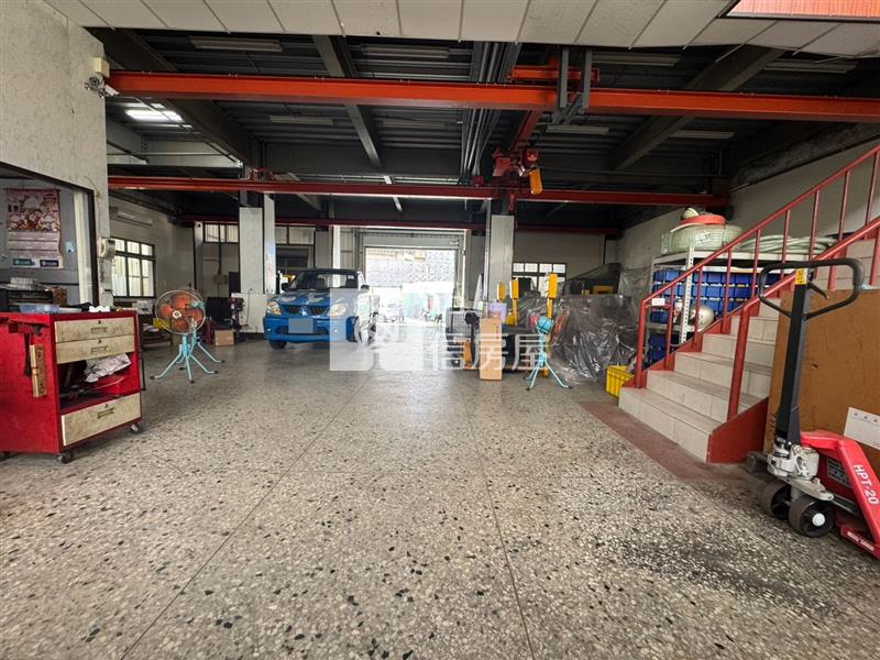 霧峰中正路大面寬雙臨路三照廠房房屋室內格局與周邊環境