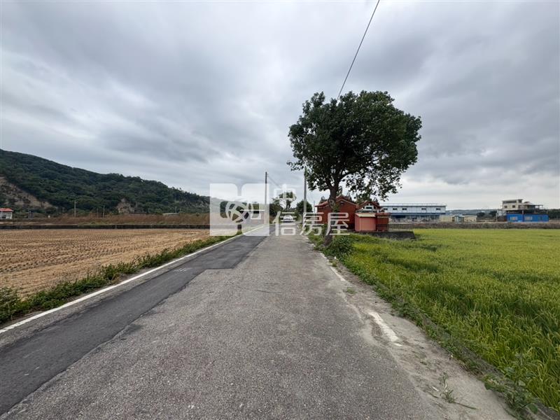 苗栗苑裡★上館活動中心旁★臨路5米農地房屋室內格局與周邊環境