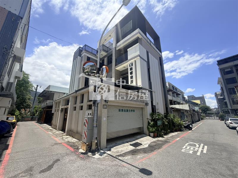 花蓮市輕屋齡獨棟雙面路車庫電梯別墅房屋室內格局與周邊環境