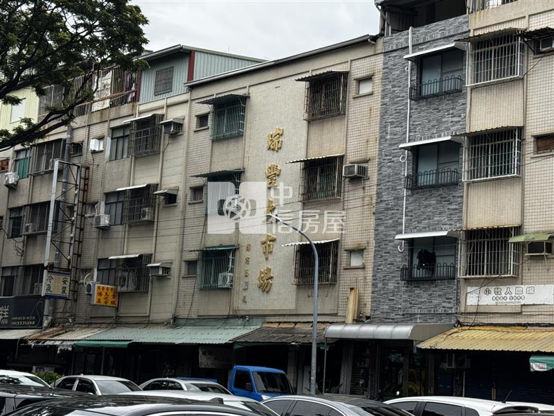 都市麗晶翻新美二房平車房屋室內格局與周邊環境