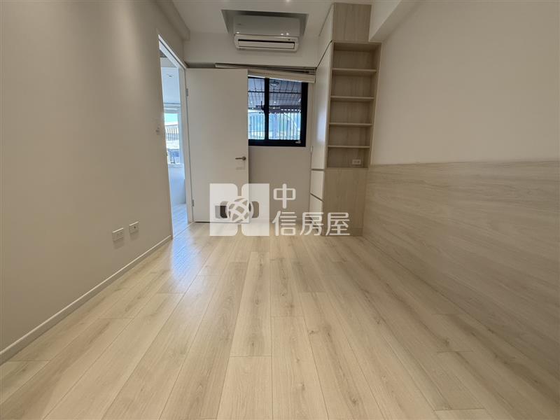 新森活高樓裝潢邊間兩房雙車位房屋室內格局與周邊環境
