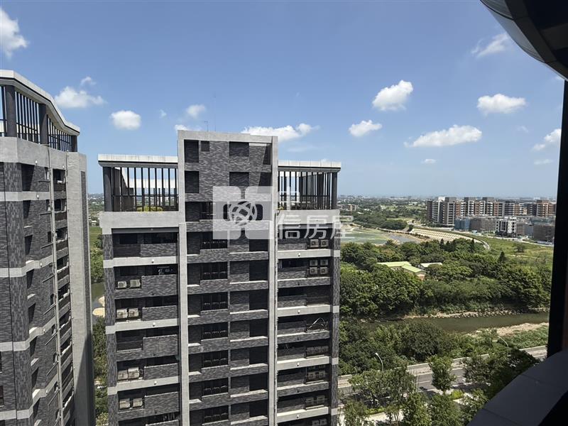 新森活高樓裝潢邊間兩房雙車位房屋室內格局與周邊環境
