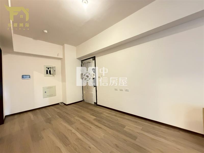A10山鼻站⭐佳陞豐川⭐兩房平車⭐衛浴開窗房屋室內格局與周邊環境