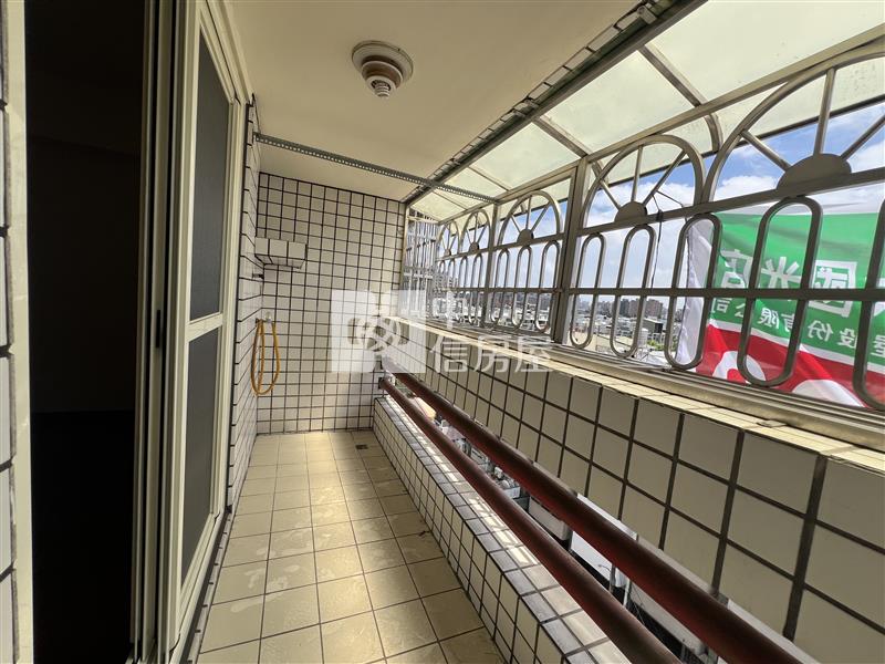 捷運G13站大慶商圈三房休旅車位房屋室內格局與周邊環境