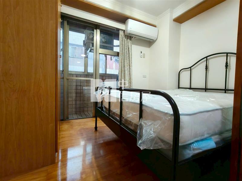 超低價近楊梅交流道景觀套房大陽台房屋室內格局與周邊環境
