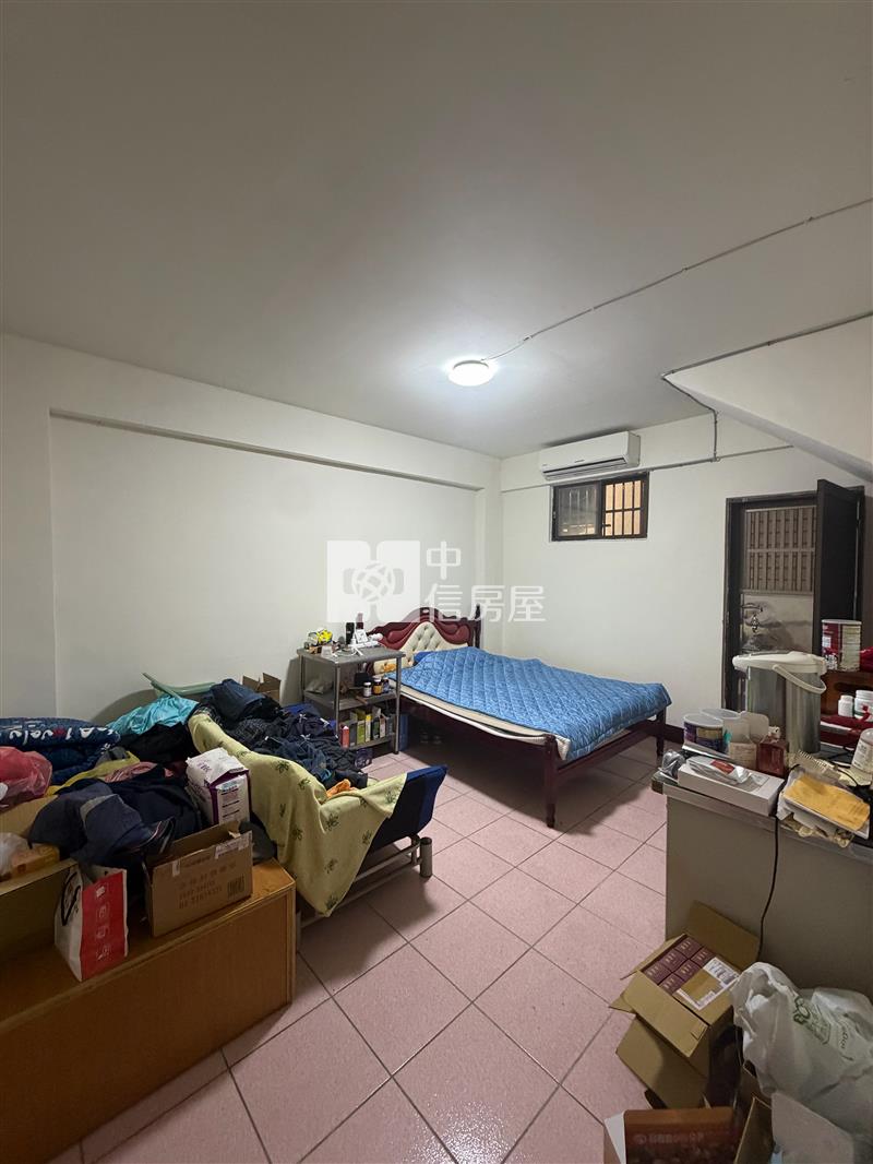 平鎮家樂福超值透天房屋室內格局與周邊環境