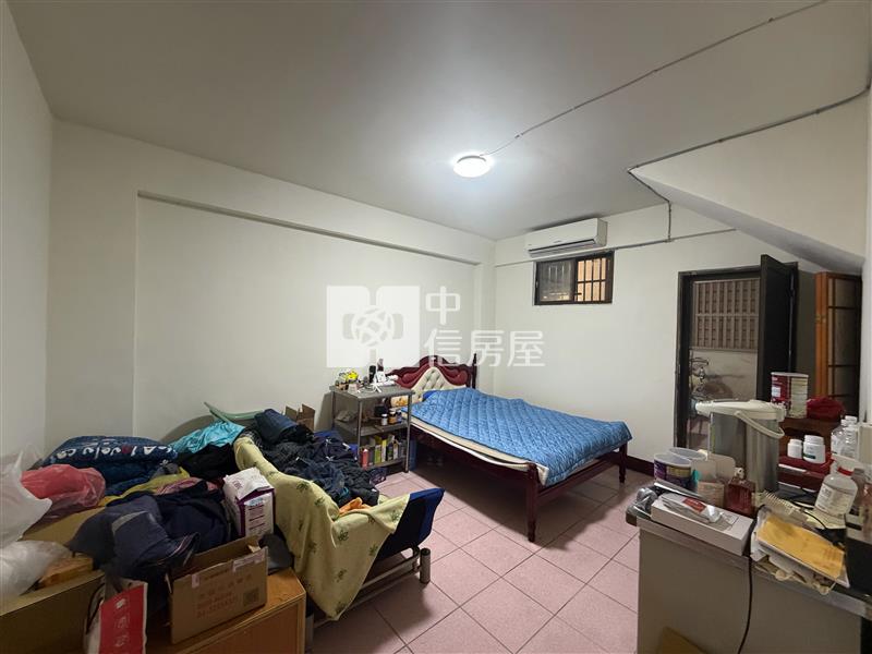 平鎮家樂福超值透天房屋室內格局與周邊環境
