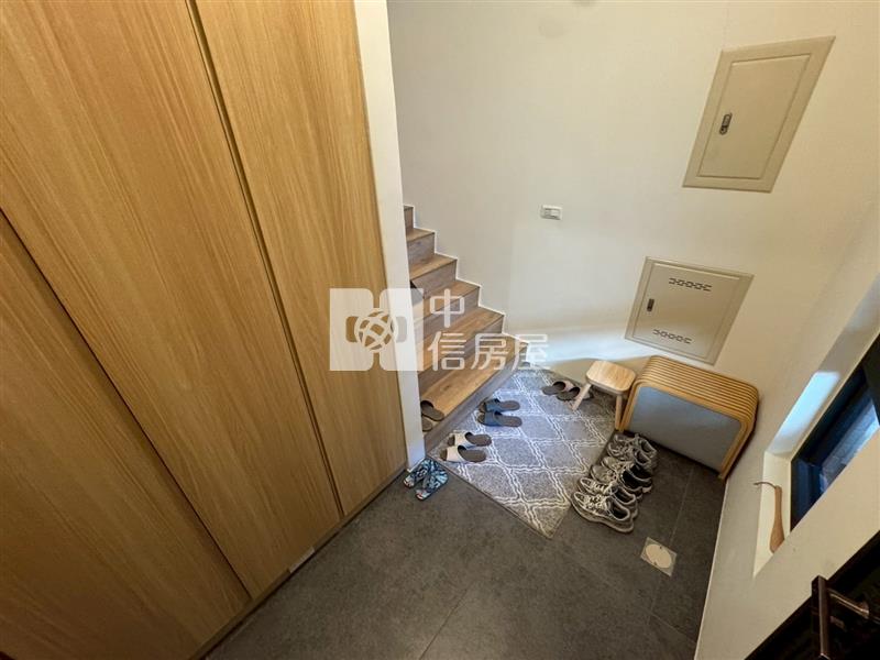 草漯國中前院車庫別墅房屋室內格局與周邊環境