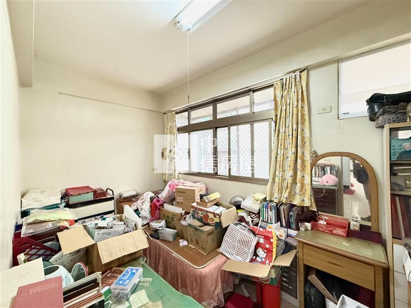 水湳14期旁臨路透天（專任）房屋室內格局與周邊環境