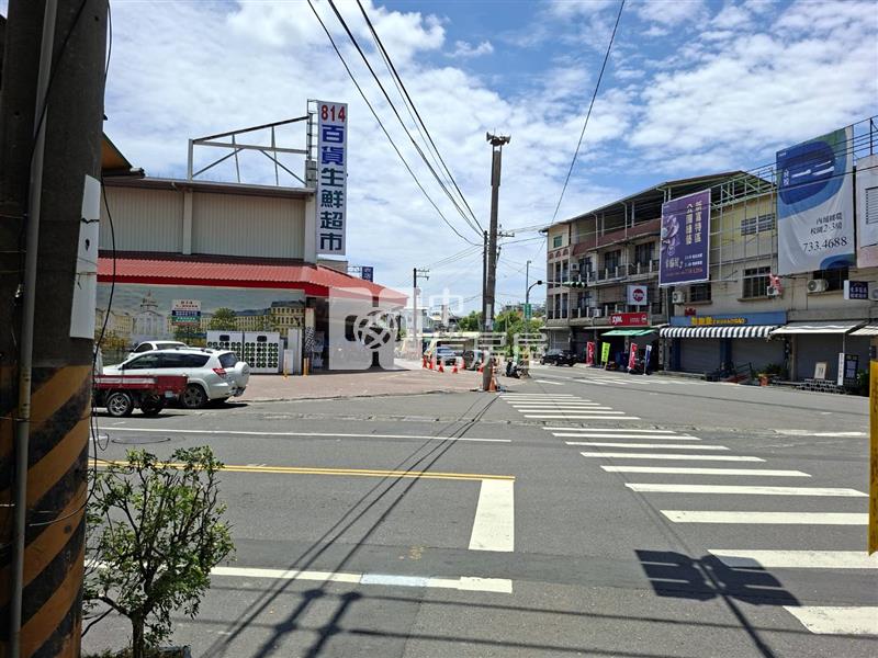 內埔市區三角窗店面房屋室內格局與周邊環境