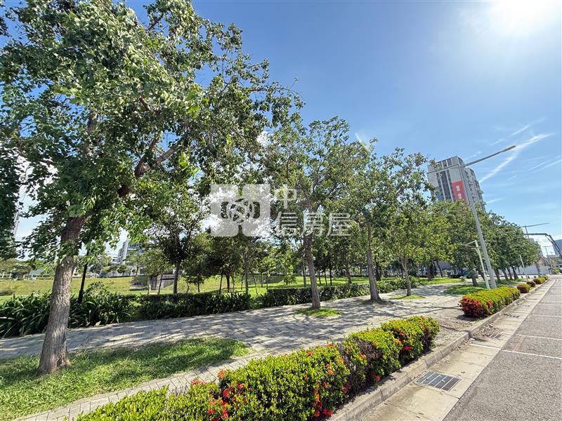 14期正20米路朝南商五建地（專任）房屋室內格局與周邊環境