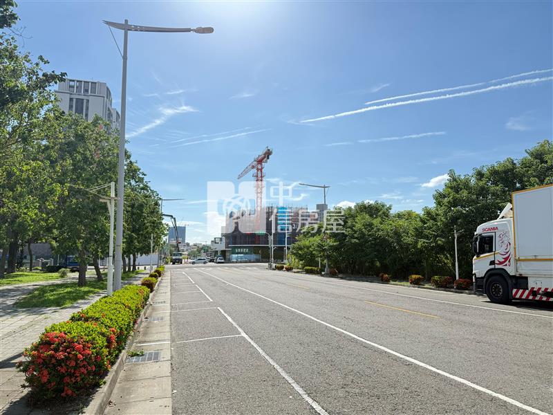 14期正20米路朝南商五建地（專任）房屋室內格局與周邊環境