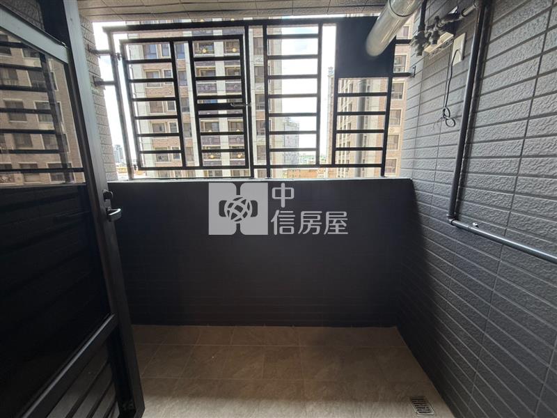 過嶺大清城双美裝潢大2+1房2衛+車位房屋室內格局與周邊環境