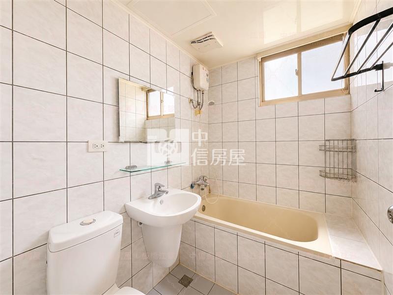 2L10太宇尊爵-漂亮美套房房屋室內格局與周邊環境
