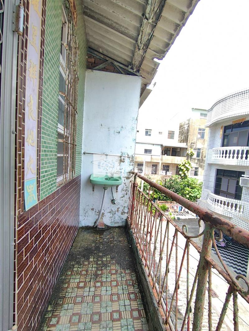 佳里延平路靜巷透天房屋室內格局與周邊環境