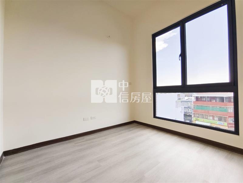 忠貞市場全新電梯精緻美2房房屋室內格局與周邊環境