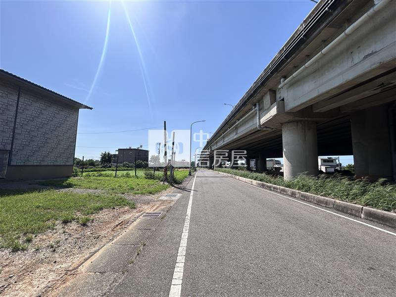 觀音６６快速道路旁合法農舍房屋室內格局與周邊環境