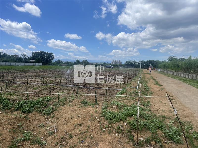 F017 湖畔夕陽美樂地房屋室內格局與周邊環境