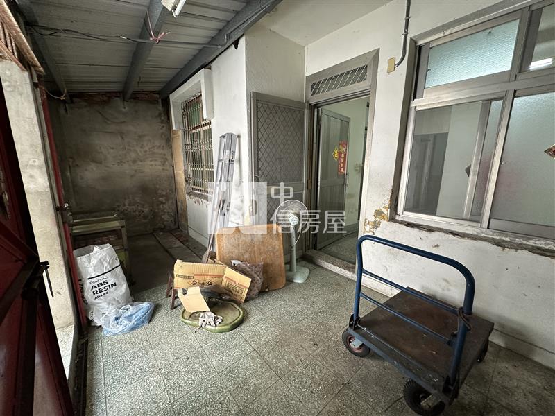 中興大|6米大面寬平房(買地送屋)房屋室內格局與周邊環境