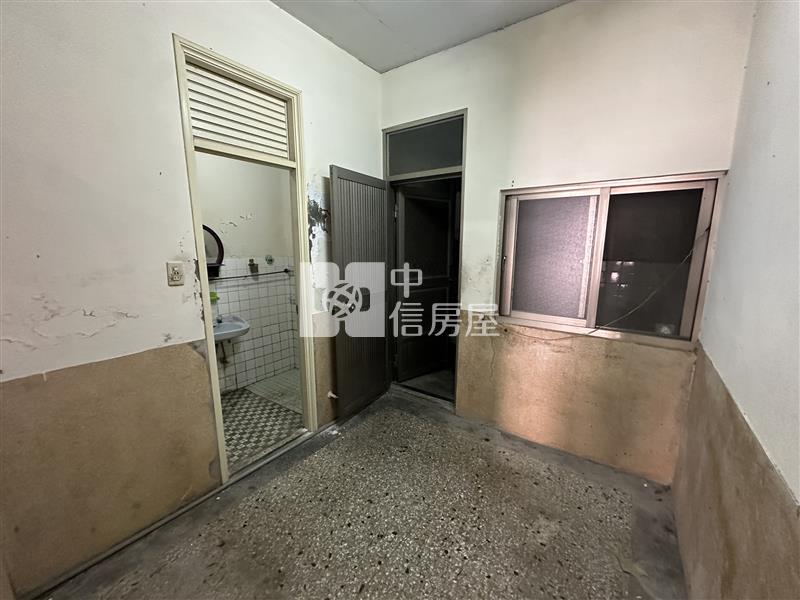 中興大|6米大面寬平房(買地送屋)房屋室內格局與周邊環境