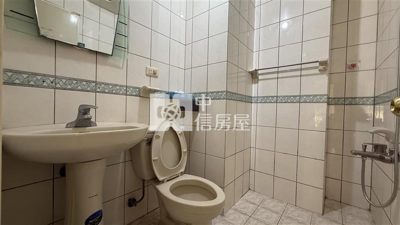 華勛國小內壢後站低總價三房車房屋室內格局與周邊環境