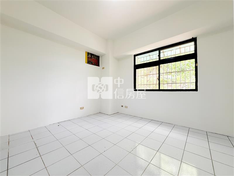 國安國宅三房樹梢戶房屋室內格局與周邊環境
