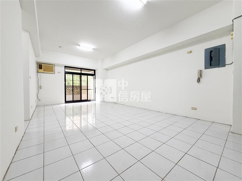 國安國宅三房樹梢戶房屋室內格局與周邊環境