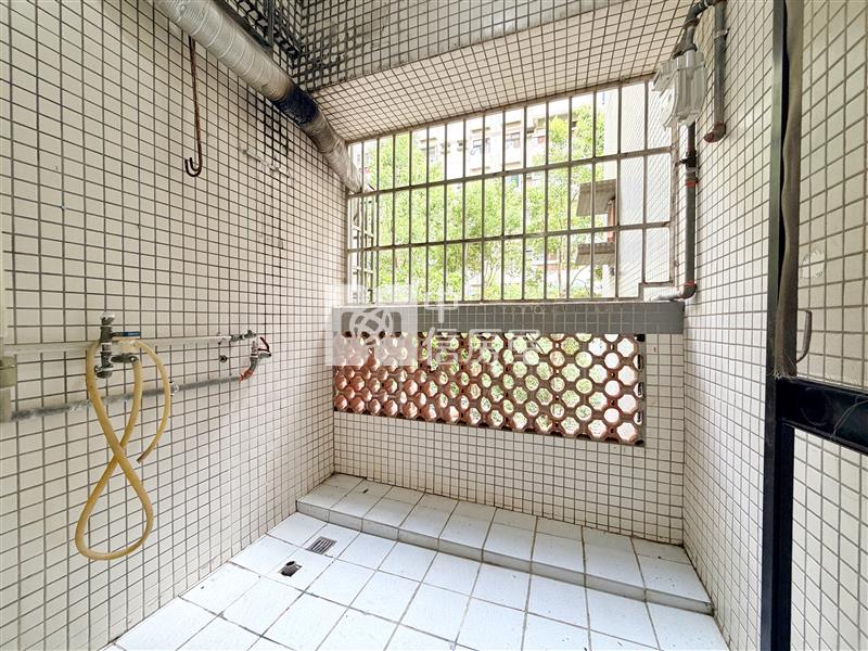 國安國宅三房樹梢戶房屋室內格局與周邊環境