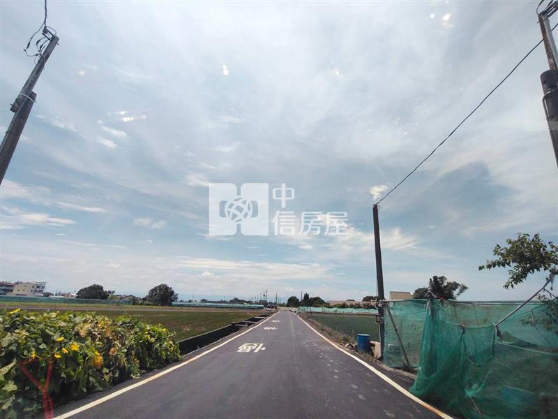 二崙庄邊田地房屋室內格局與周邊環境