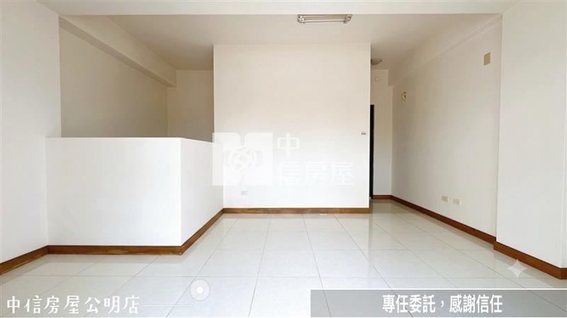 自強街大坪數別墅房屋室內格局與周邊環境