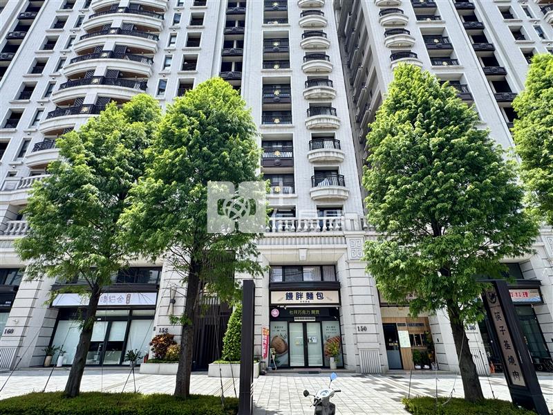 【神馬】體育園區|正中山東鼎藏青庭大面寬收租金店房屋室內格局與周邊環境