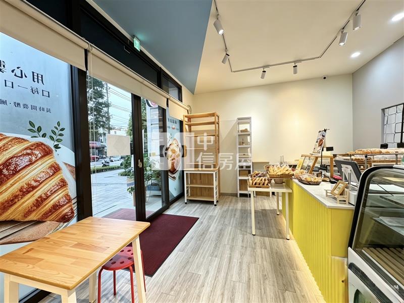 【神馬】體育園區|正中山東鼎藏青庭大面寬收租金店房屋室內格局與周邊環境