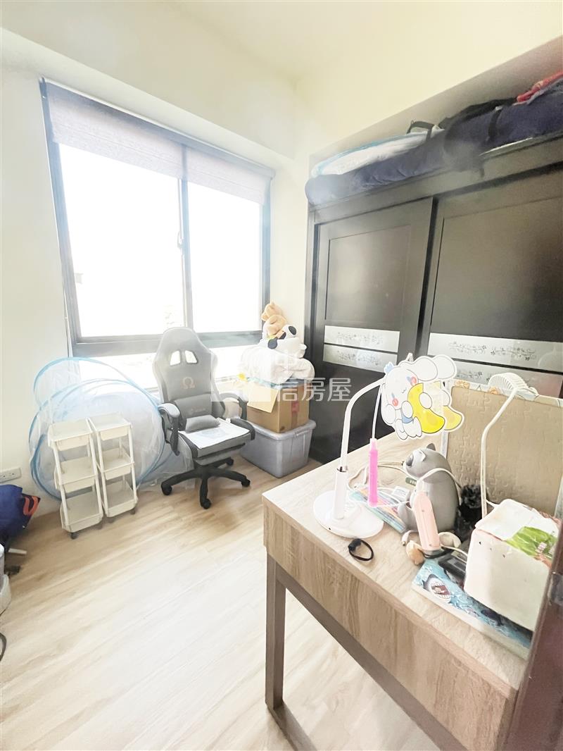 頭份華廈三樓附裝修房屋室內格局與周邊環境