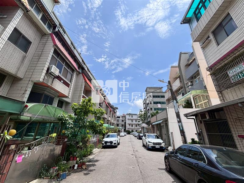 林森國小雙車位透天房宅房屋室內格局與周邊環境